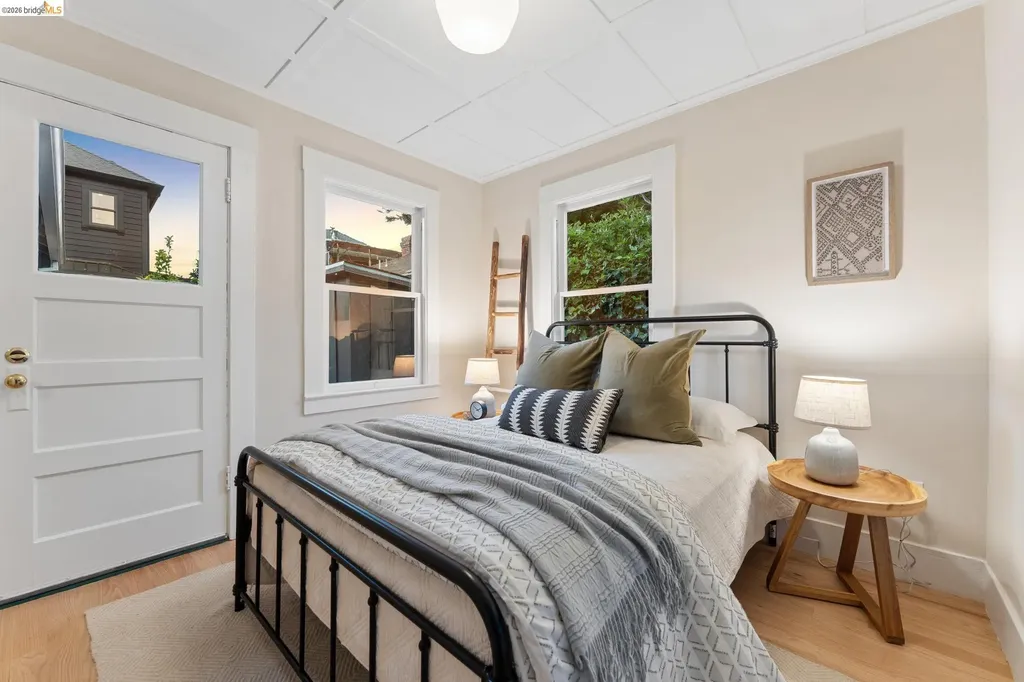 2222 Blake Street Berkeley CA 94704