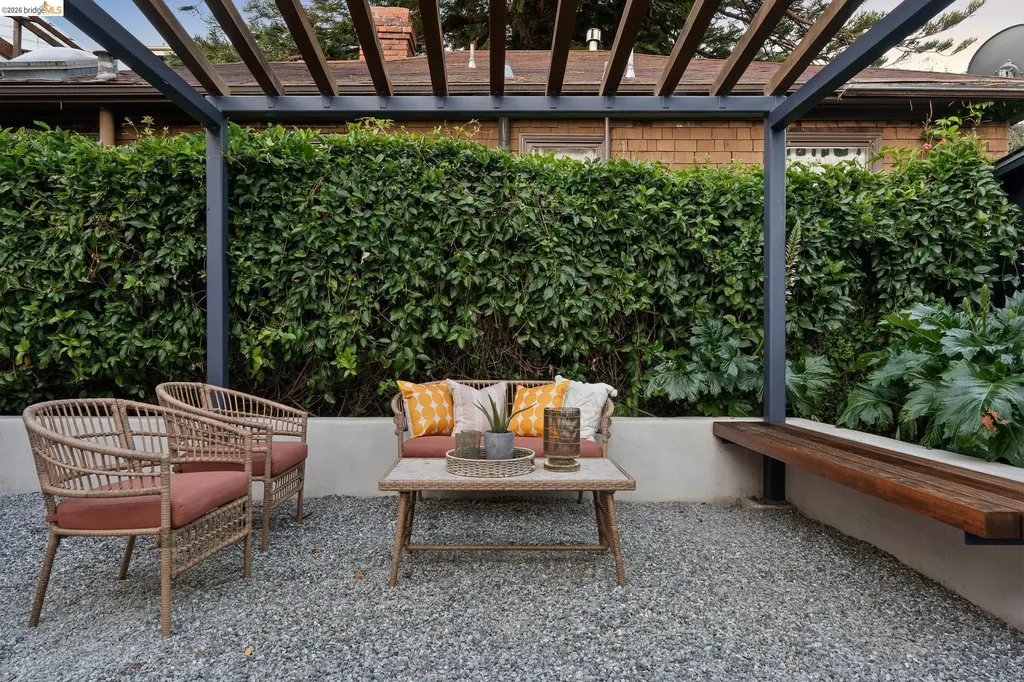 2222 Blake Street Berkeley CA 94704