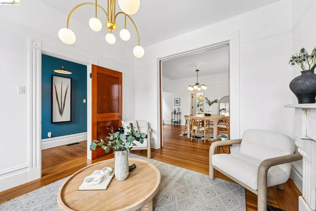 2222 Blake Street Berkeley CA 94704