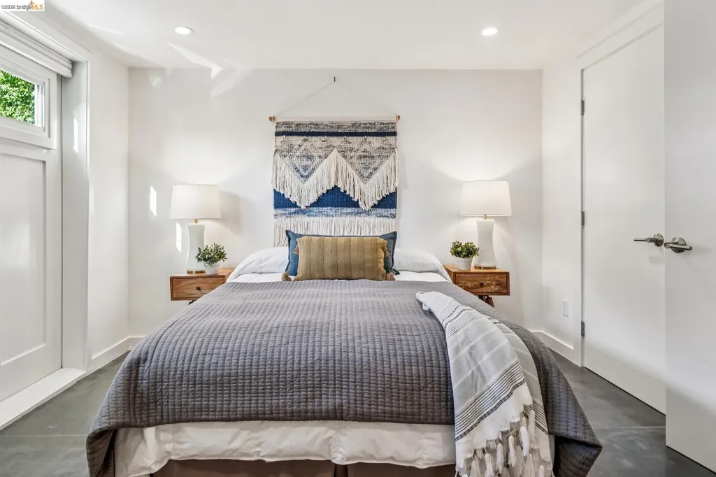 1264 Alcatraz Avenue Berkeley CA 94702