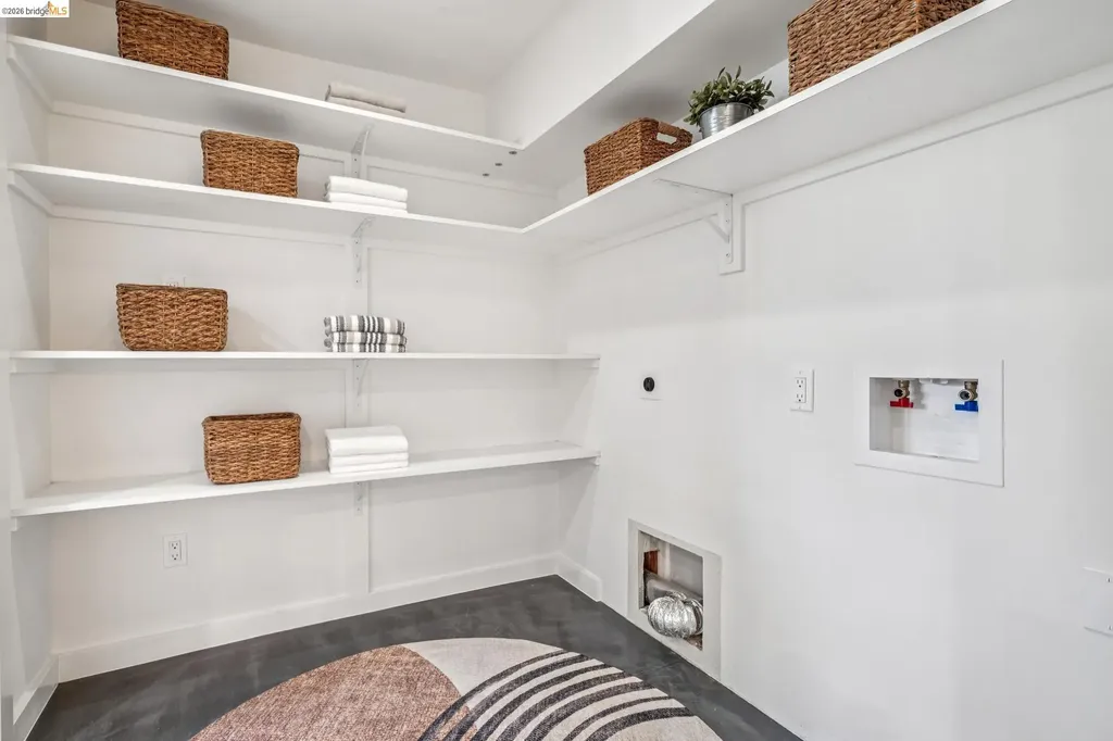 1264 Alcatraz Avenue Berkeley CA 94702