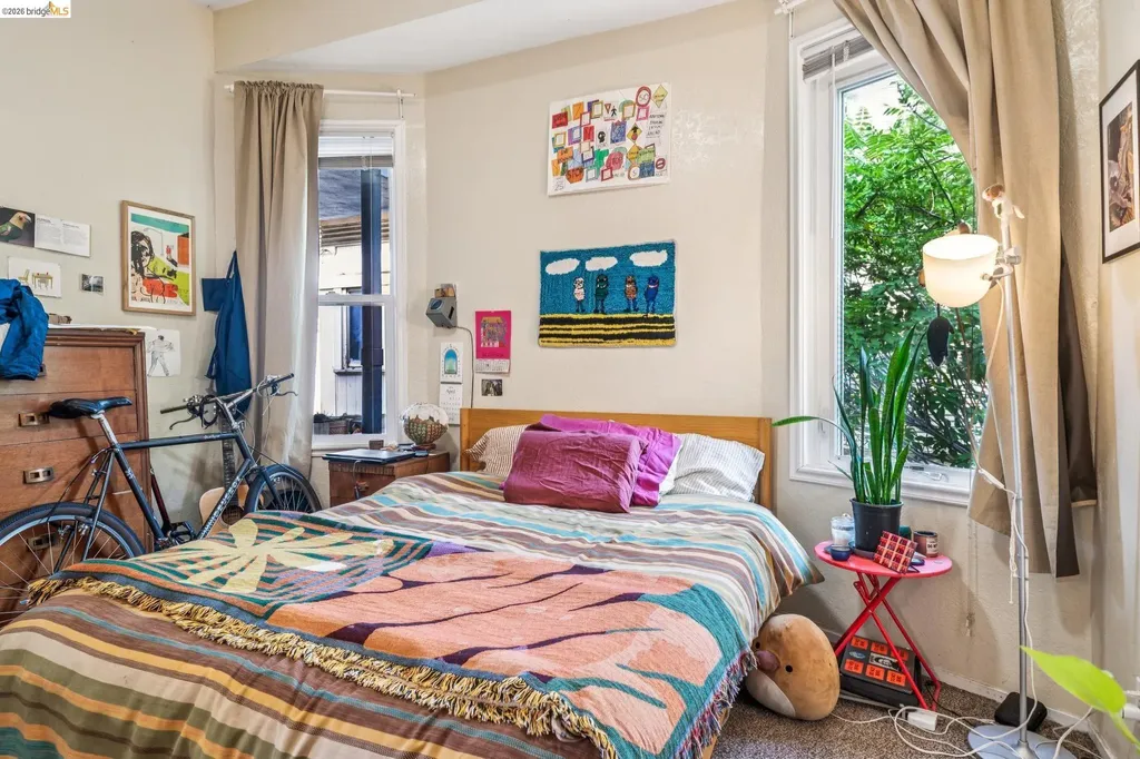 1264 Alcatraz Avenue Berkeley CA 94702