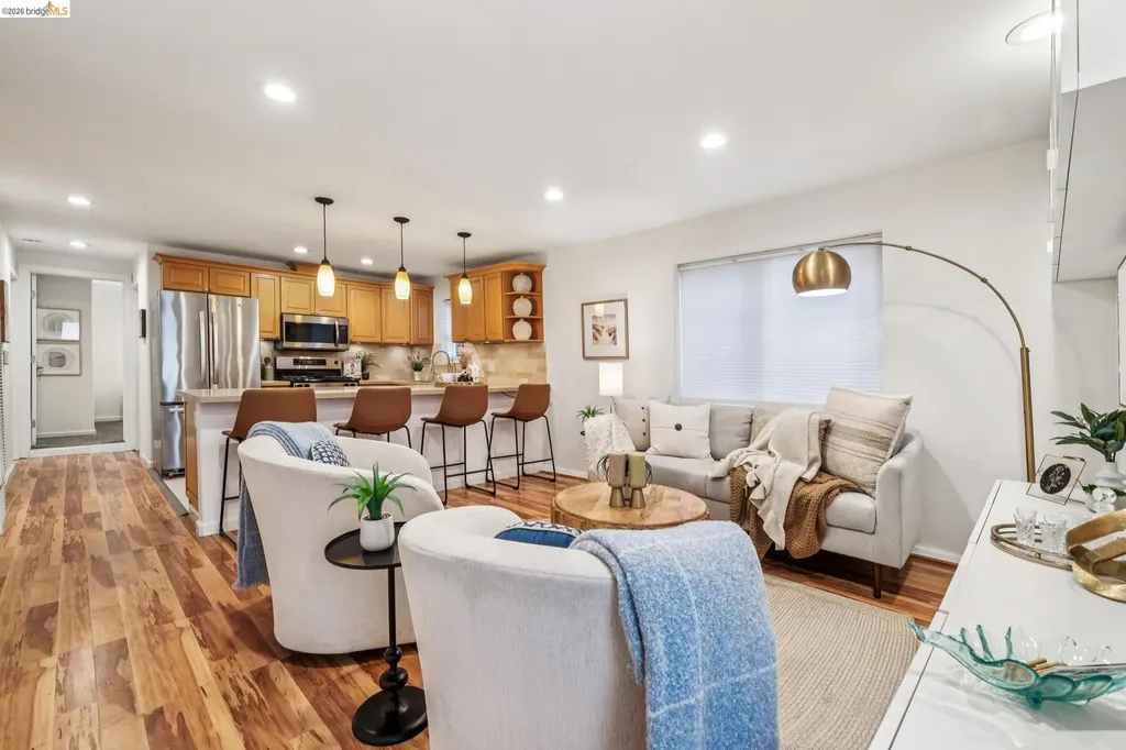 1264 Alcatraz Avenue Berkeley CA 94702