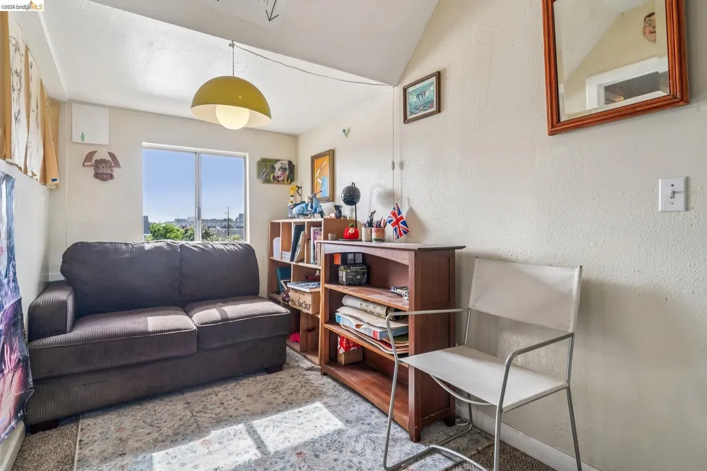 1264 Alcatraz Avenue Berkeley CA 94702