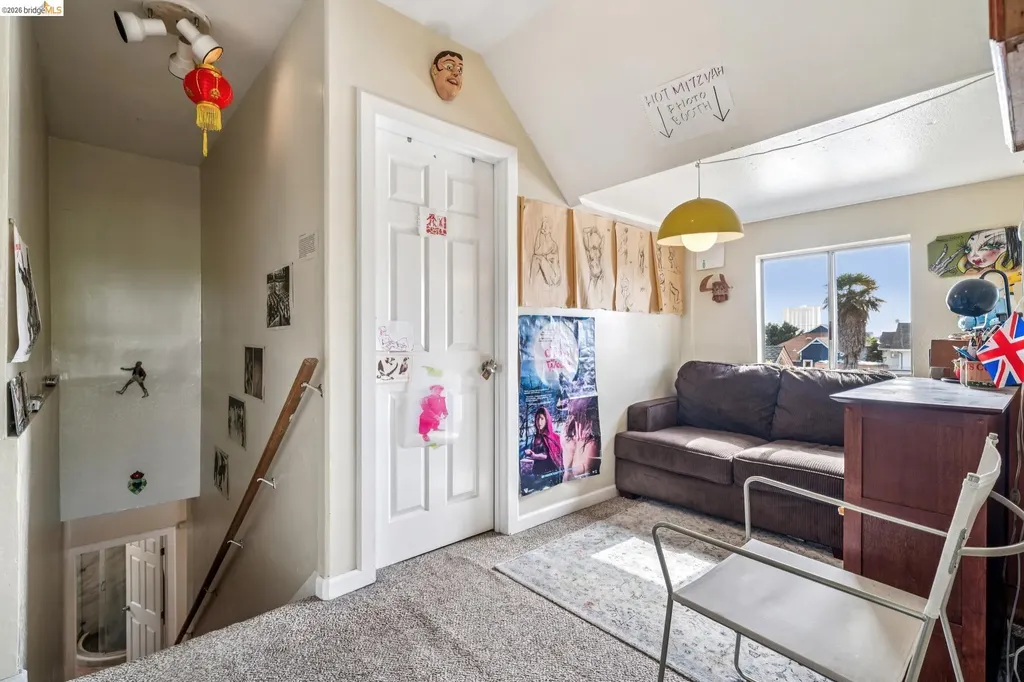 1264 Alcatraz Avenue Berkeley CA 94702