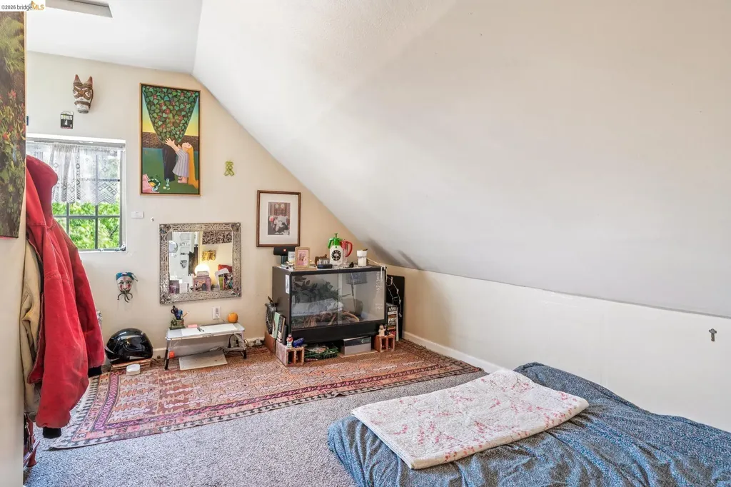 1264 Alcatraz Avenue Berkeley CA 94702