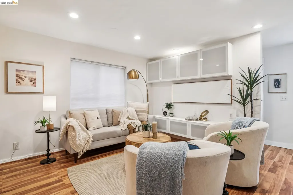 1264 Alcatraz Avenue Berkeley CA 94702