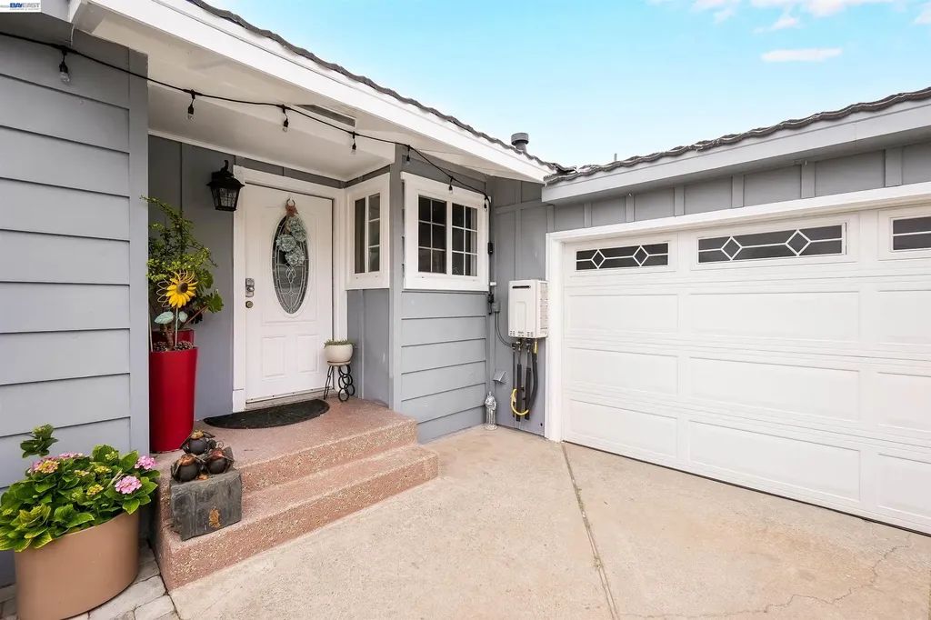 35776 Haley Street Newark CA 94560