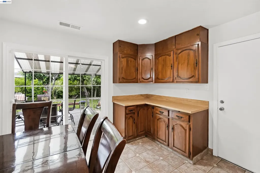35776 Haley Street Newark CA 94560