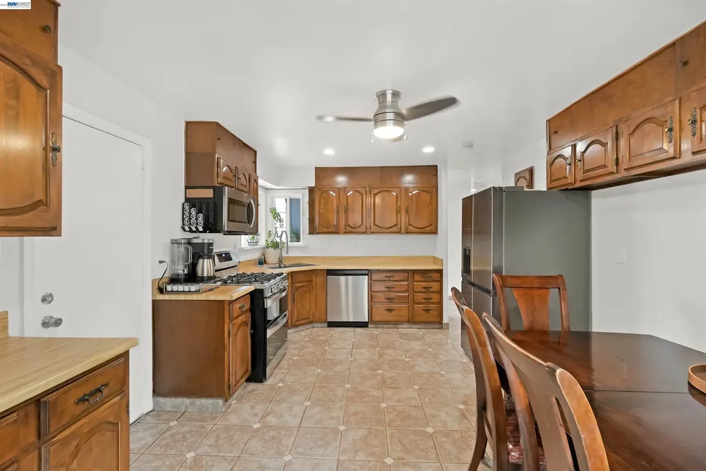 35776 Haley Street Newark CA 94560