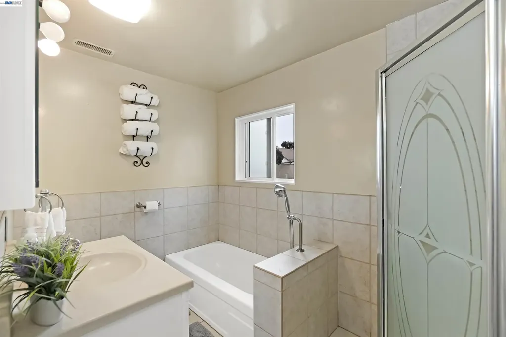 35776 Haley Street Newark CA 94560