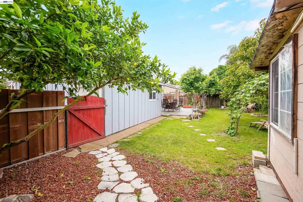 35776 Haley Street Newark CA 94560