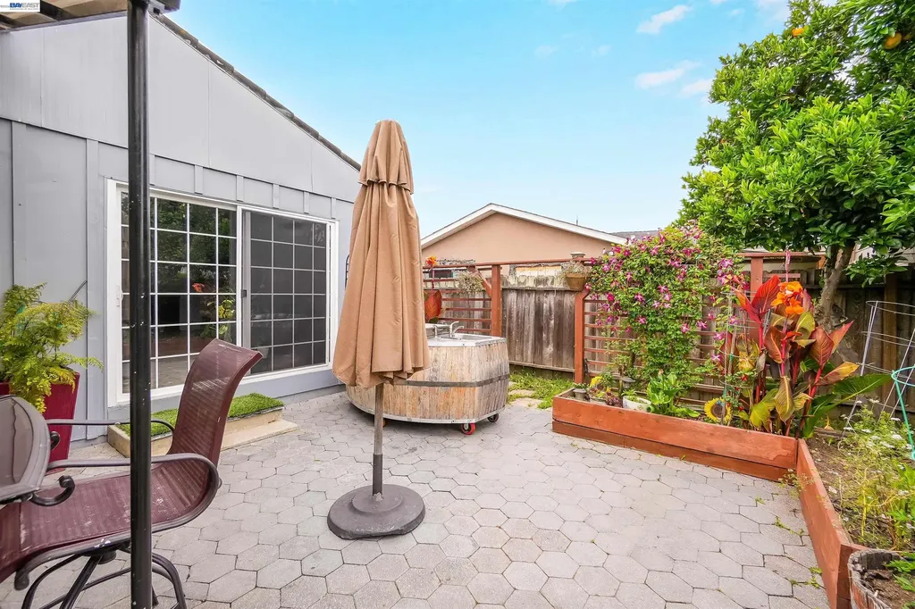 35776 Haley Street Newark CA 94560