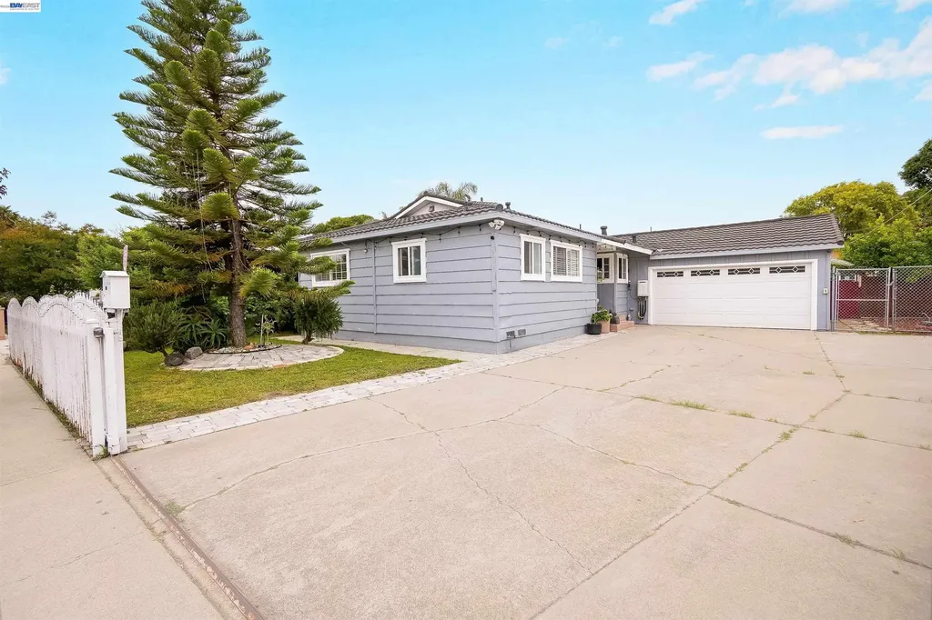 35776 Haley Street Newark CA 94560
