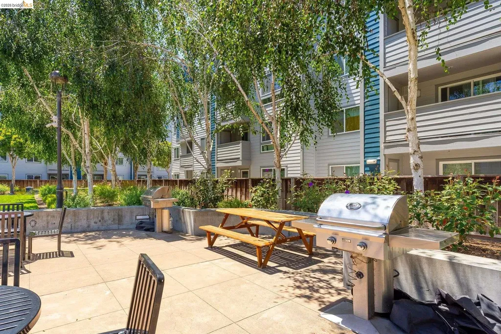 6400 Christie Avenue Emeryville CA 94608