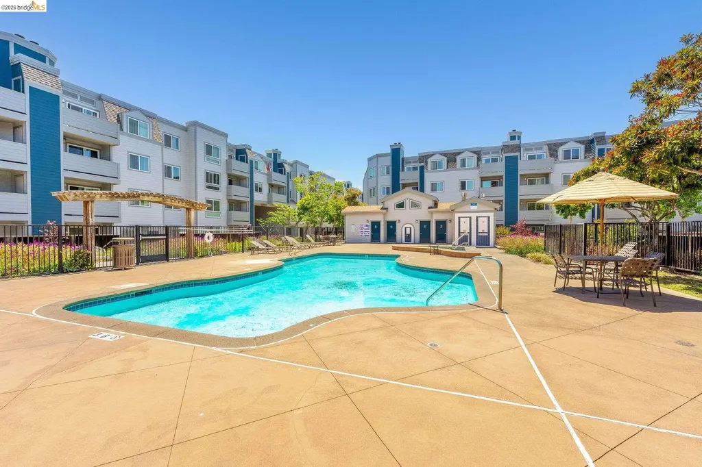 6400 Christie Avenue Emeryville CA 94608