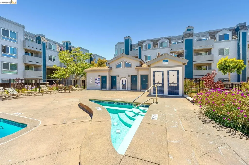 6400 Christie Avenue Emeryville CA 94608