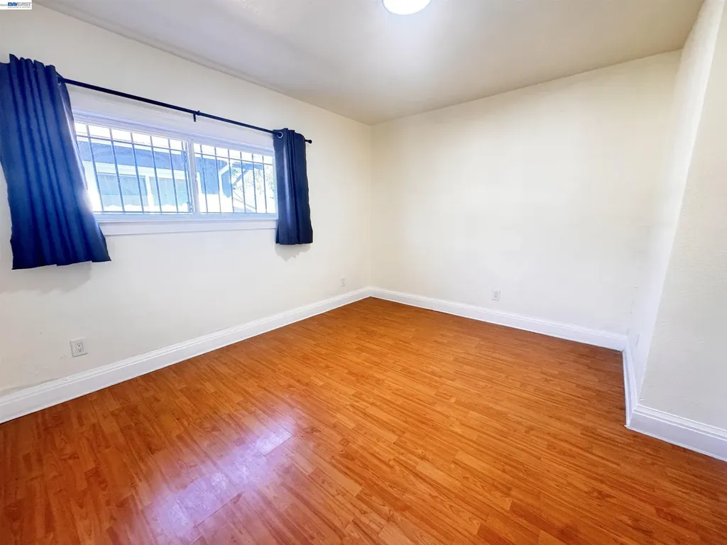 1724 96th Oakland CA 94603