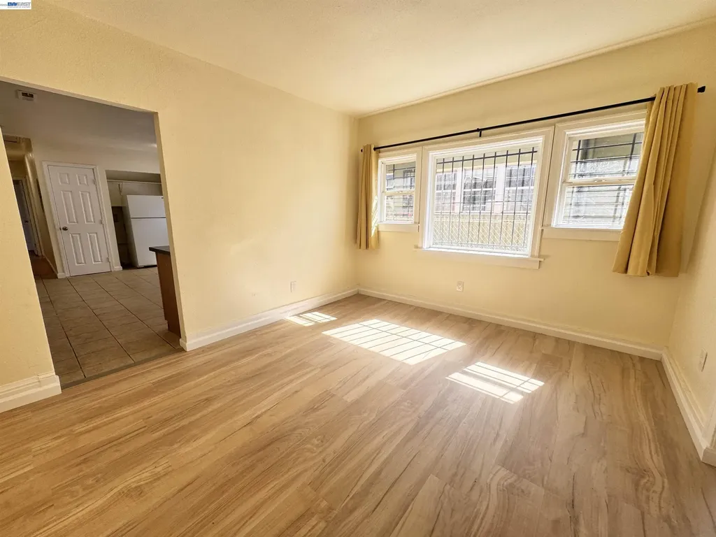 1724 96th Oakland CA 94603