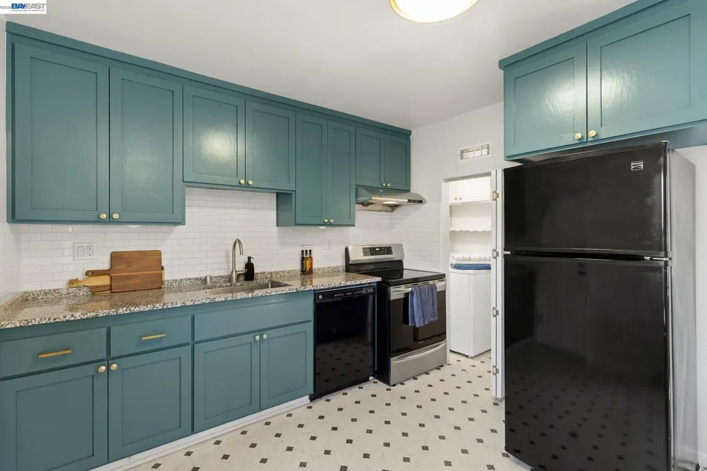 1711 3rd Street Alameda CA 94501