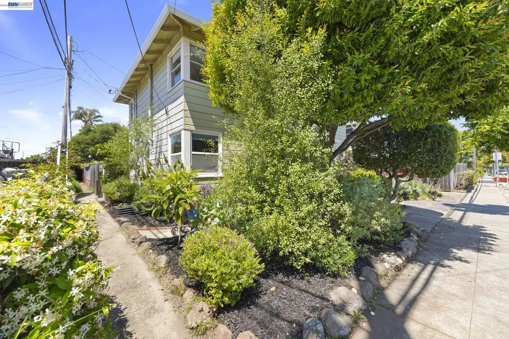 1711 3rd Street Alameda CA 94501
