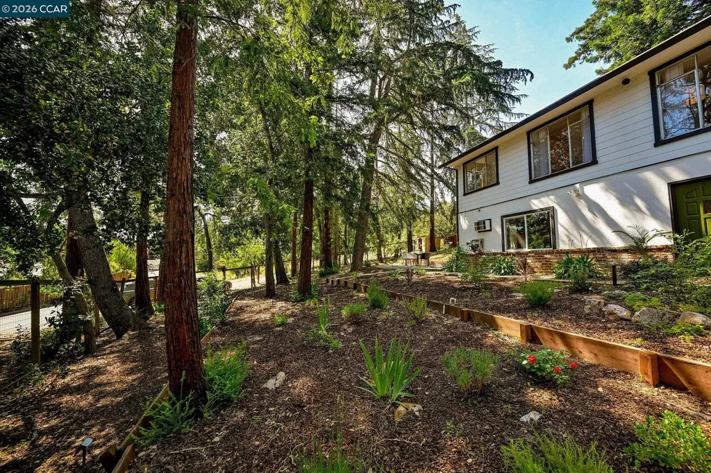 1067 Ridge Park Drive Concord CA 94518