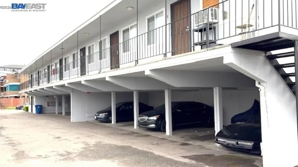 1250 E Street Hayward CA 94541