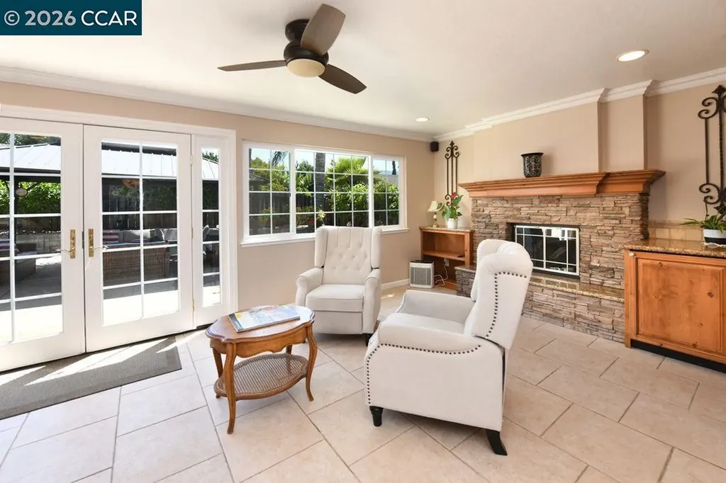 1894 Sagewood Court Concord CA 94521