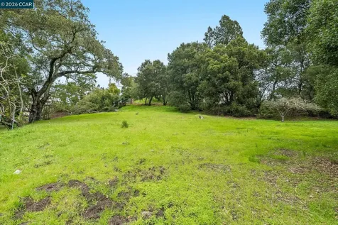 9 Charles Hill Road Orinda CA 94563