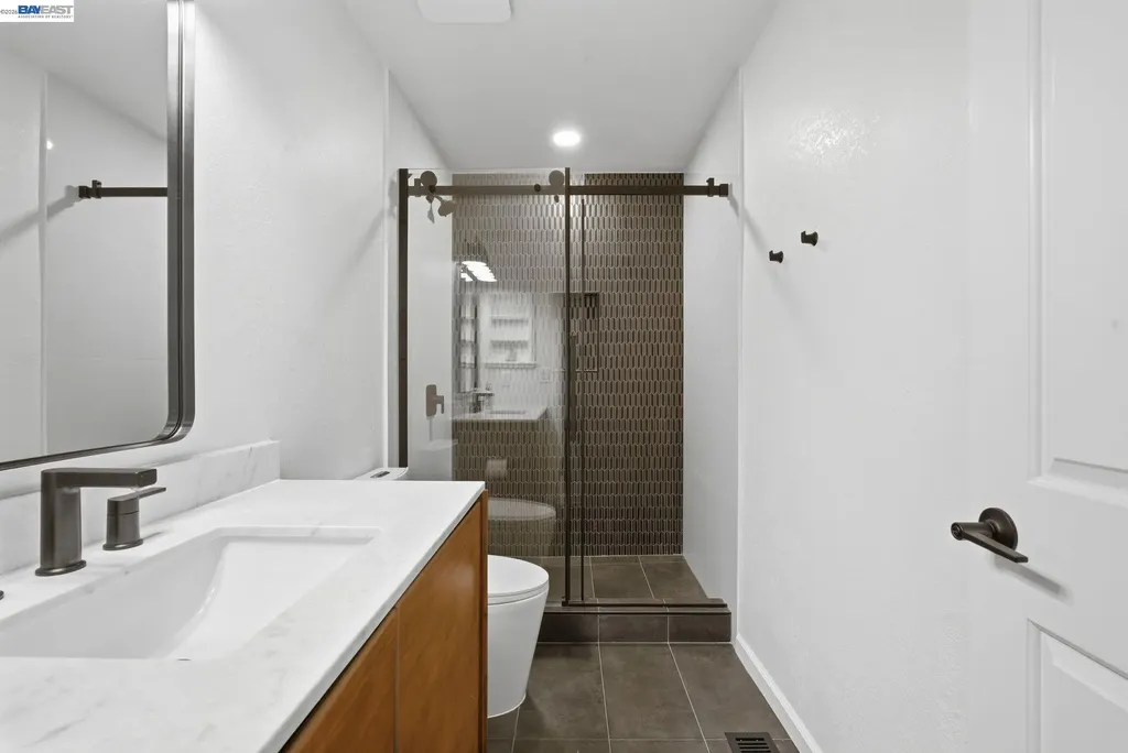 27836 16th Street Hayward CA 94544