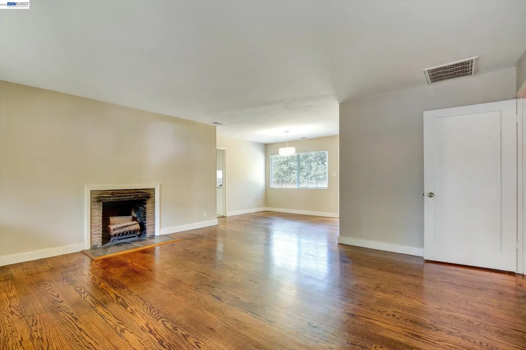 15963 Via Toledo San Lorenzo CA 94580