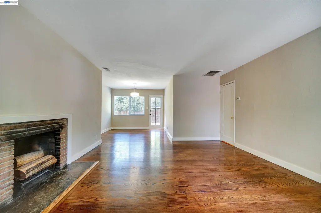 15963 Via Toledo San Lorenzo CA 94580