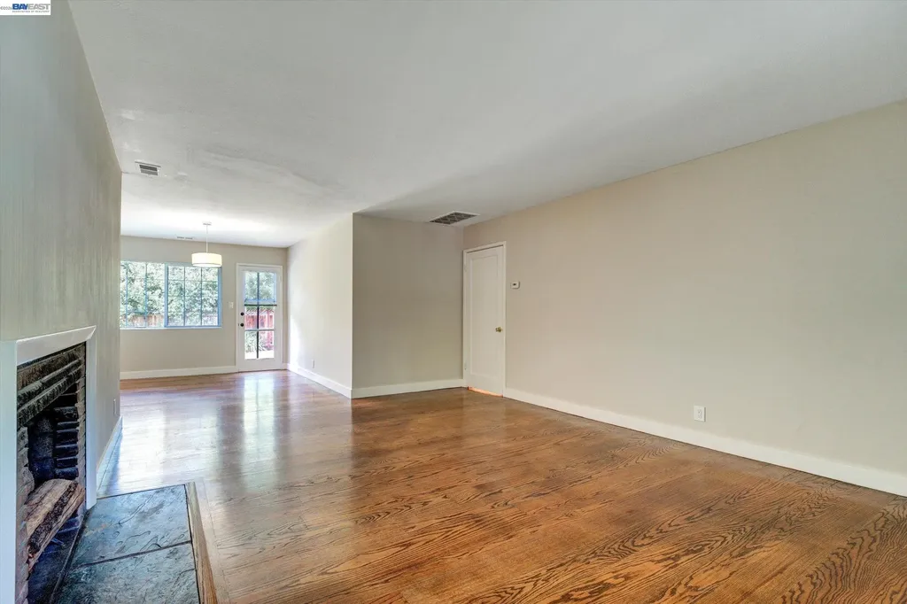 15963 Via Toledo San Lorenzo CA 94580
