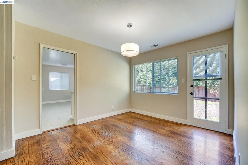 15963 Via Toledo San Lorenzo CA 94580