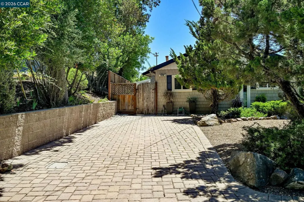 861 Holly Hill Drive Walnut Creek CA 94596