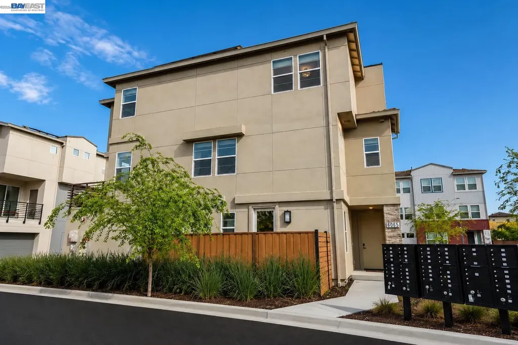 6065 Bullion Lane Dublin CA 94568