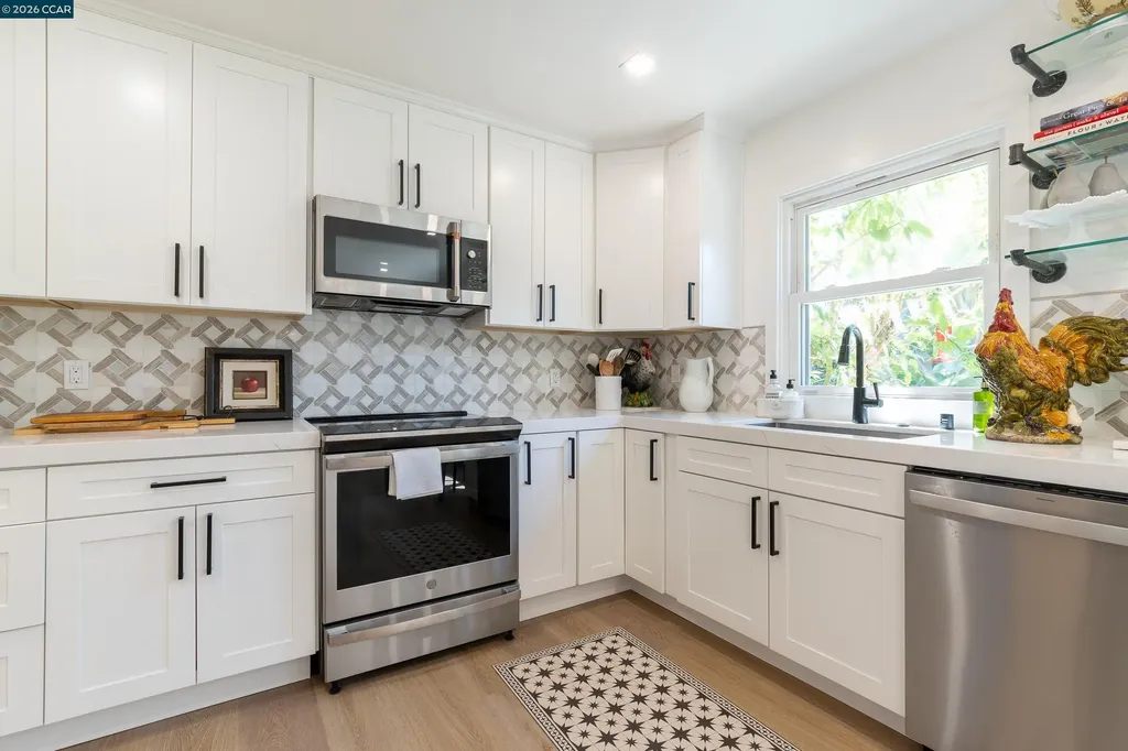 3229 Toyon Terrace Alameda CA 94501