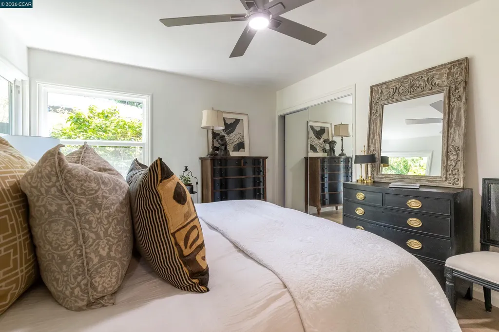 3229 Toyon Terrace Alameda CA 94501