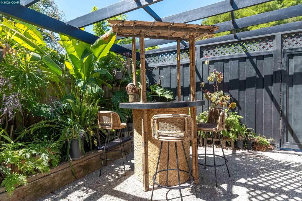 3229 Toyon Terrace Alameda CA 94501
