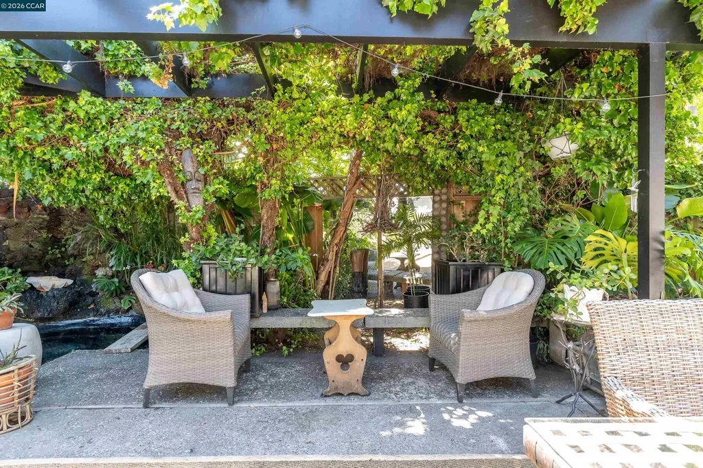 3229 Toyon Terrace Alameda CA 94501
