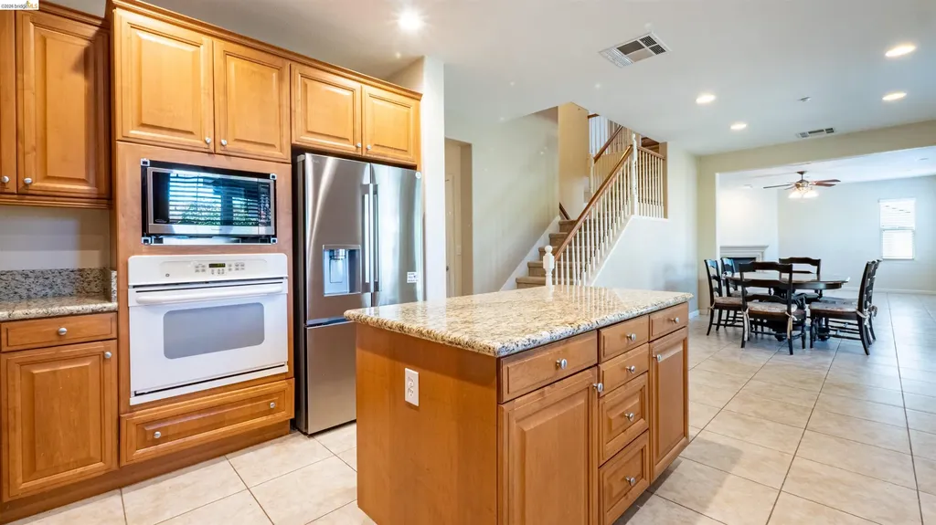 2012 Mint Drive Brentwood CA 94513