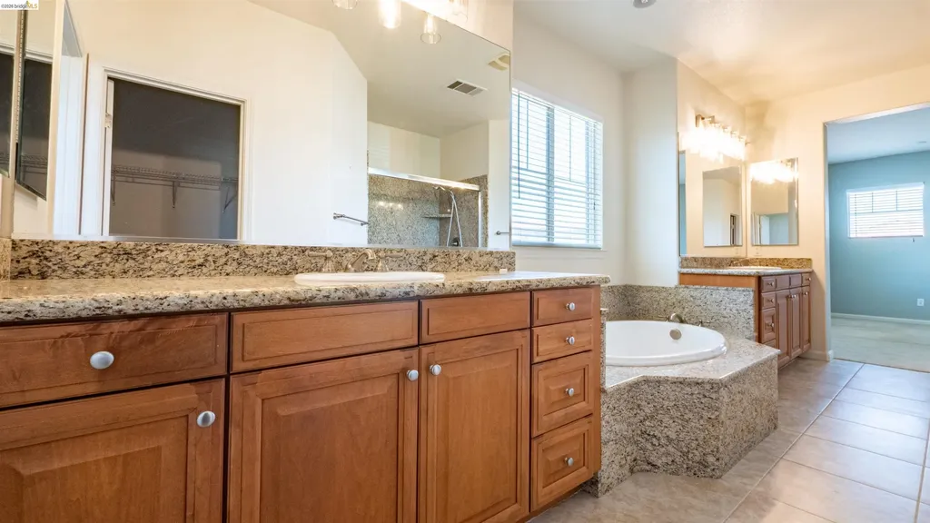 2012 Mint Drive Brentwood CA 94513