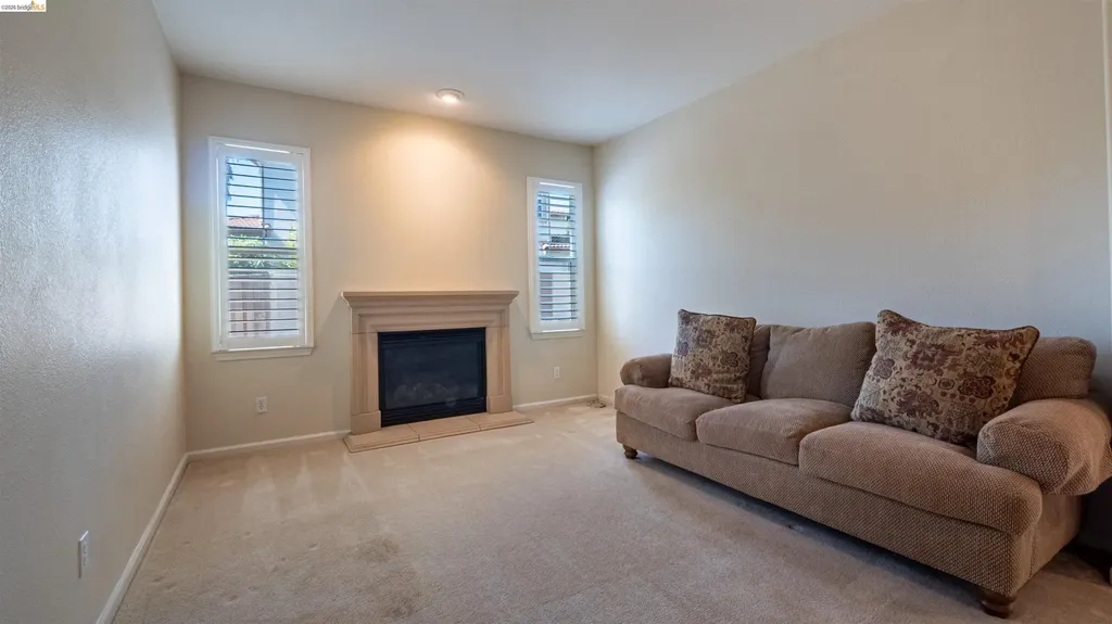 2012 Mint Drive Brentwood CA 94513