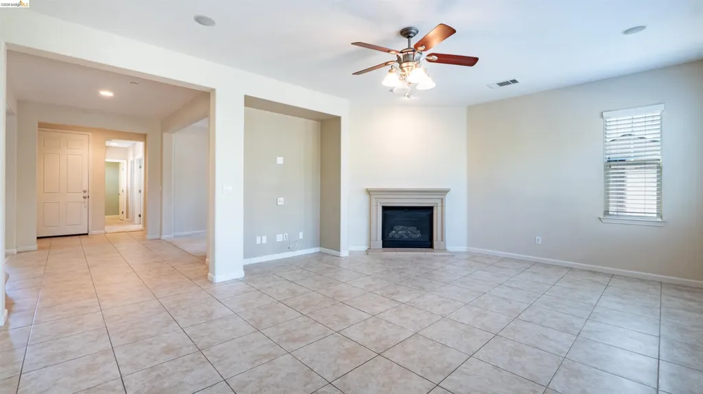 2012 Mint Drive Brentwood CA 94513