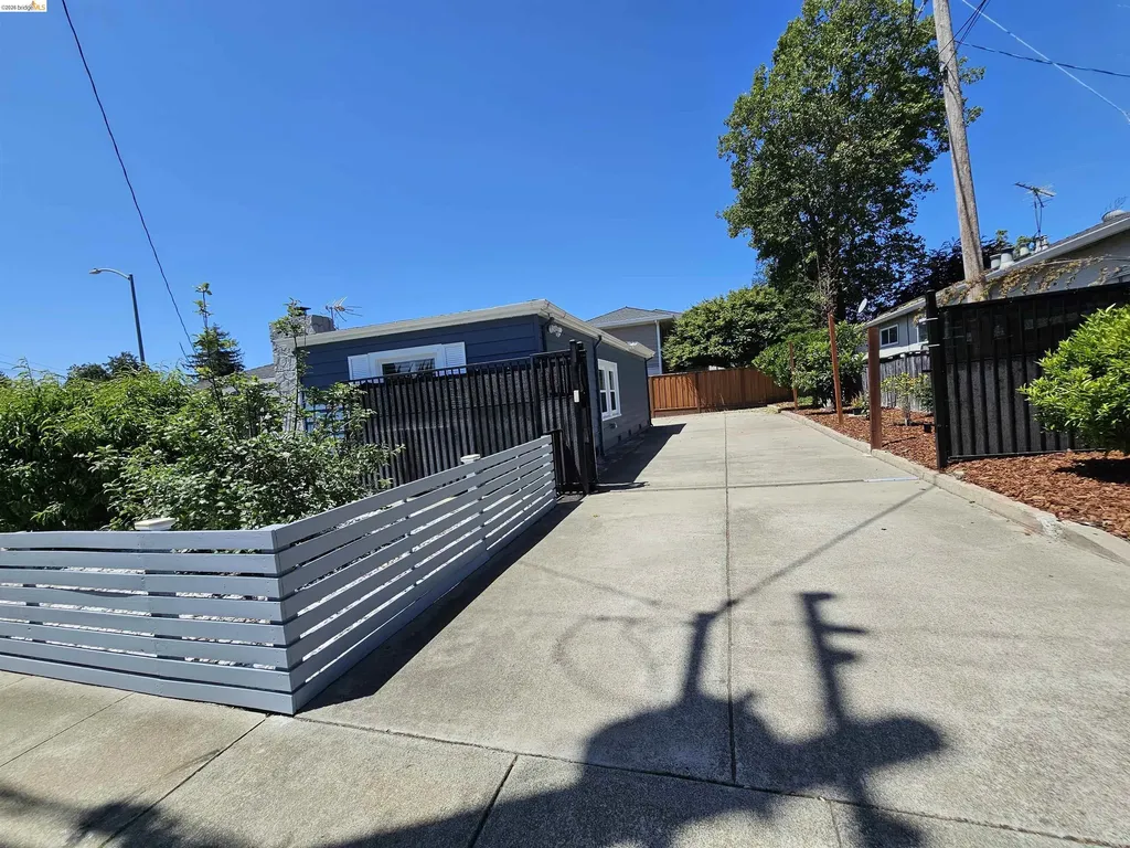 19375 Parsons Avenue Castro Valley CA 94546