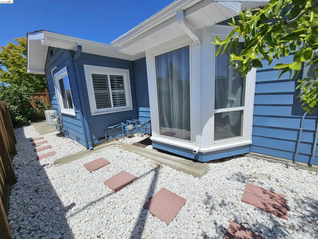 19375 Parsons Avenue Castro Valley CA 94546
