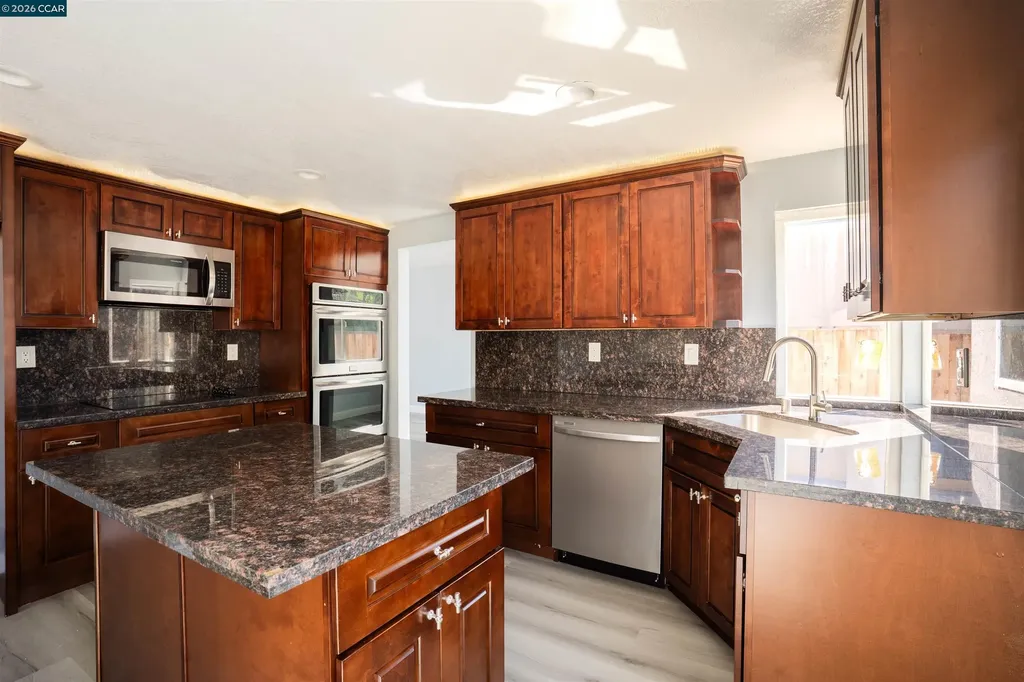 4437 Deerfield Drive Antioch CA 94531