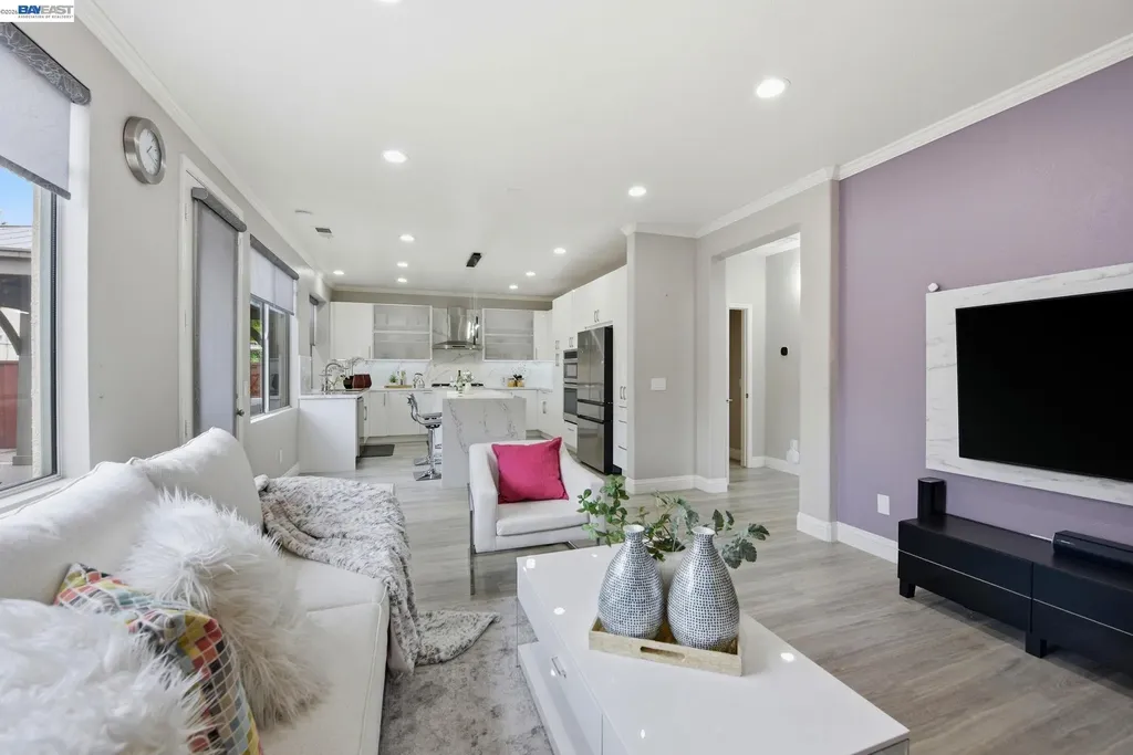 234 Bridgewater Road Hayward CA 94544