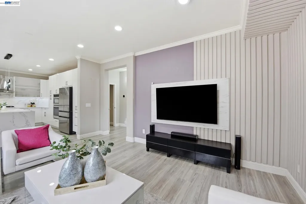 234 Bridgewater Road Hayward CA 94544