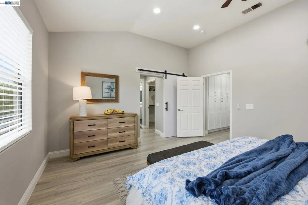 234 Bridgewater Road Hayward CA 94544